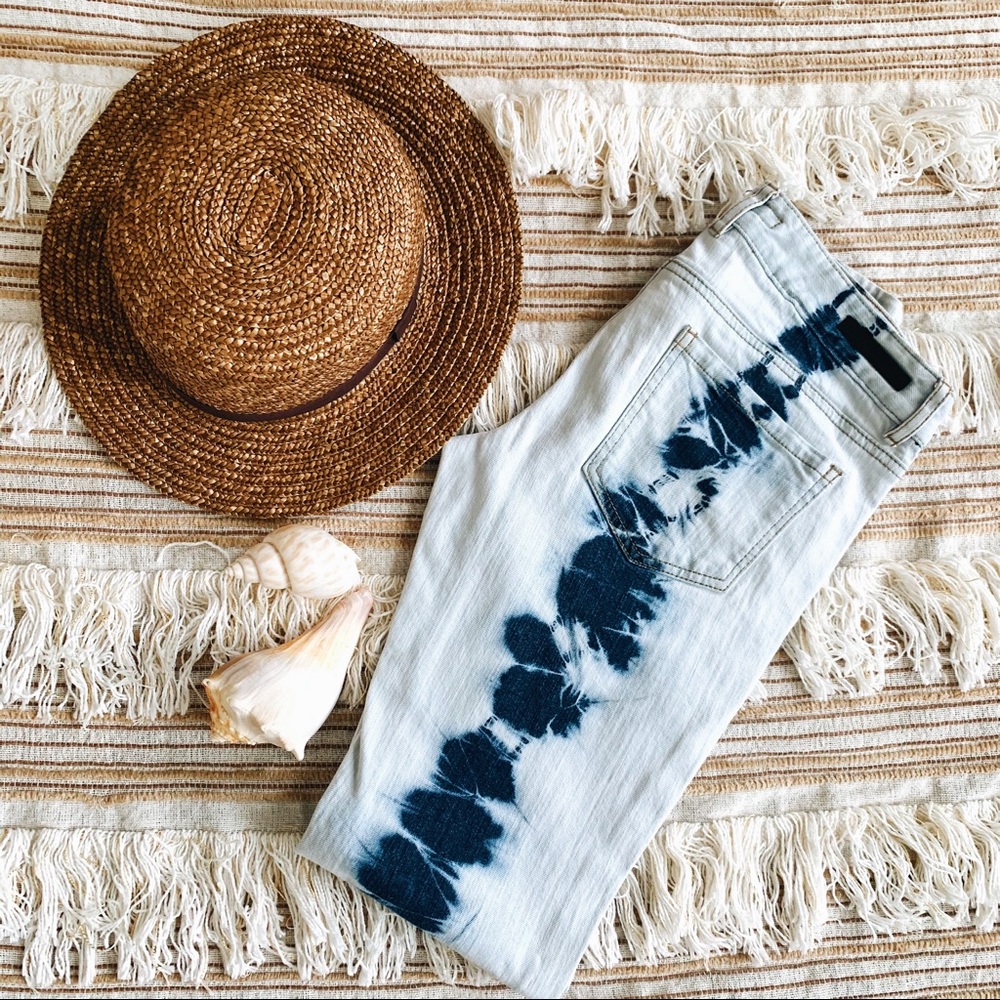 🌊 BILLABONG Seeker Tie Dye Denim Size 27